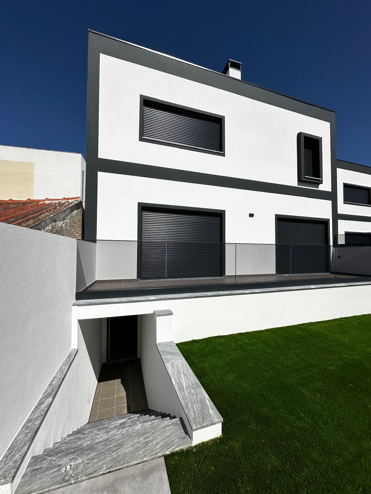Moradia V4 Nova em Construção – Carregado